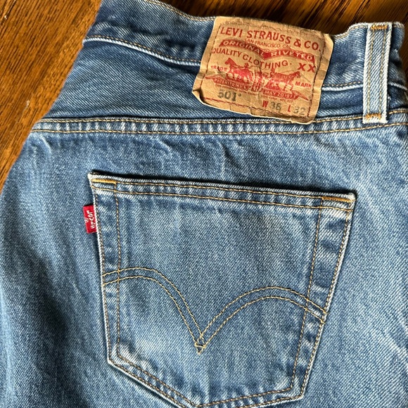 Levi's Other - Vintage Levi’s 501 buttonfly 38x32